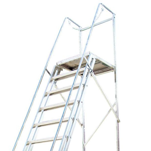 Stegar | Rullbar arbetsplattform TMR Stål - Trappa Med Räcke 2,4M