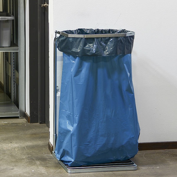 Sopsäckar | Sopsäck extrastark 3 skiktssäck av polyeten 240 liter 