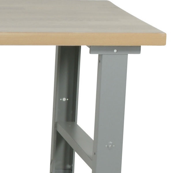 Arbetsbord | Justerbart arbetsbord med ekskiva 1600-2000 mm - kapacitet 500 kg